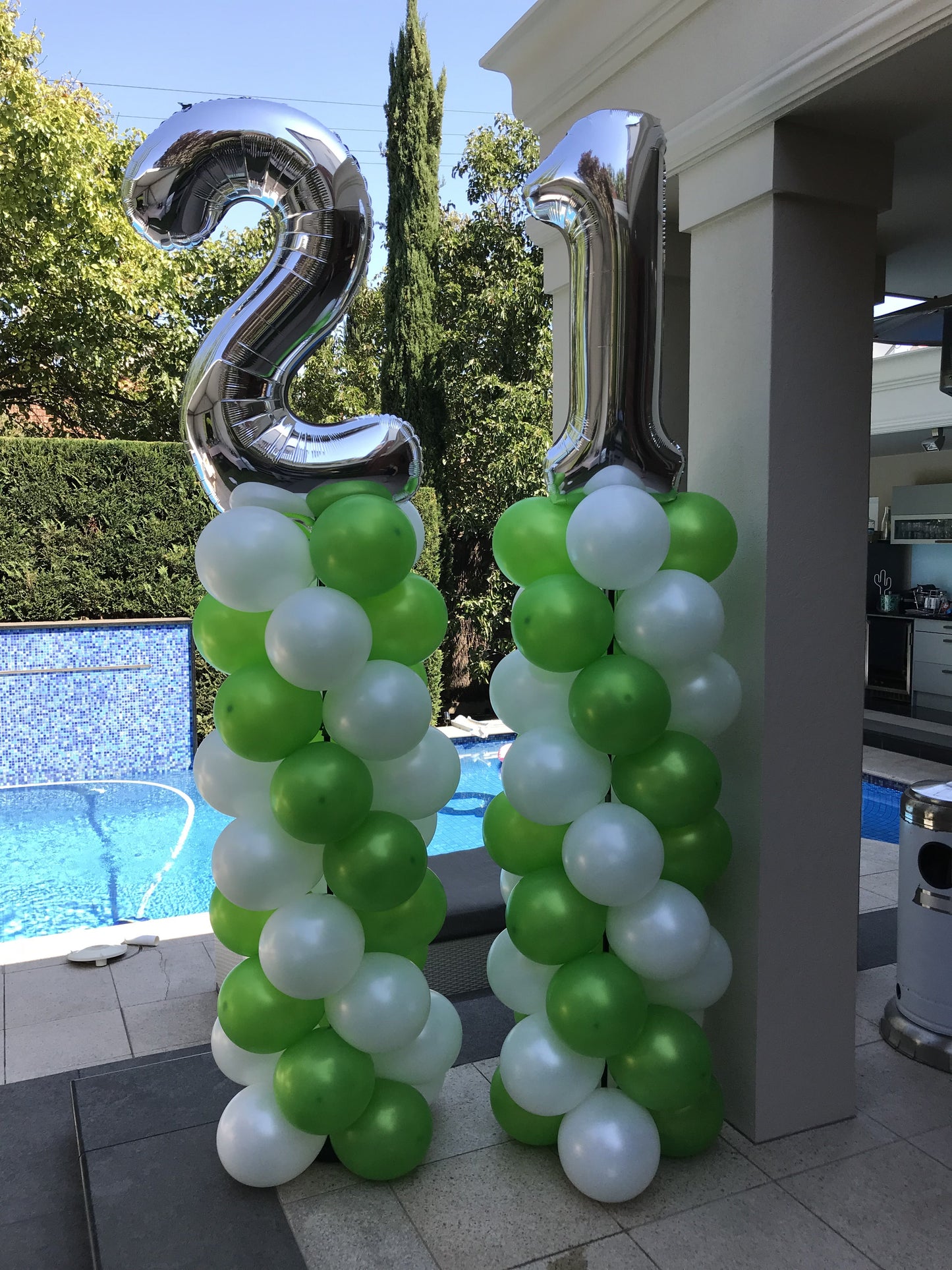 1.5 Meter Air Balloon Column With 86cm Megaloon Foil Each