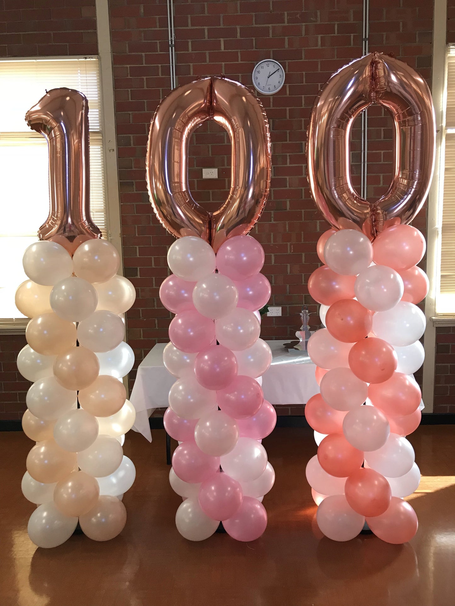 1.5 Meter Air Balloon Column With 86cm Megaloon Foil Each