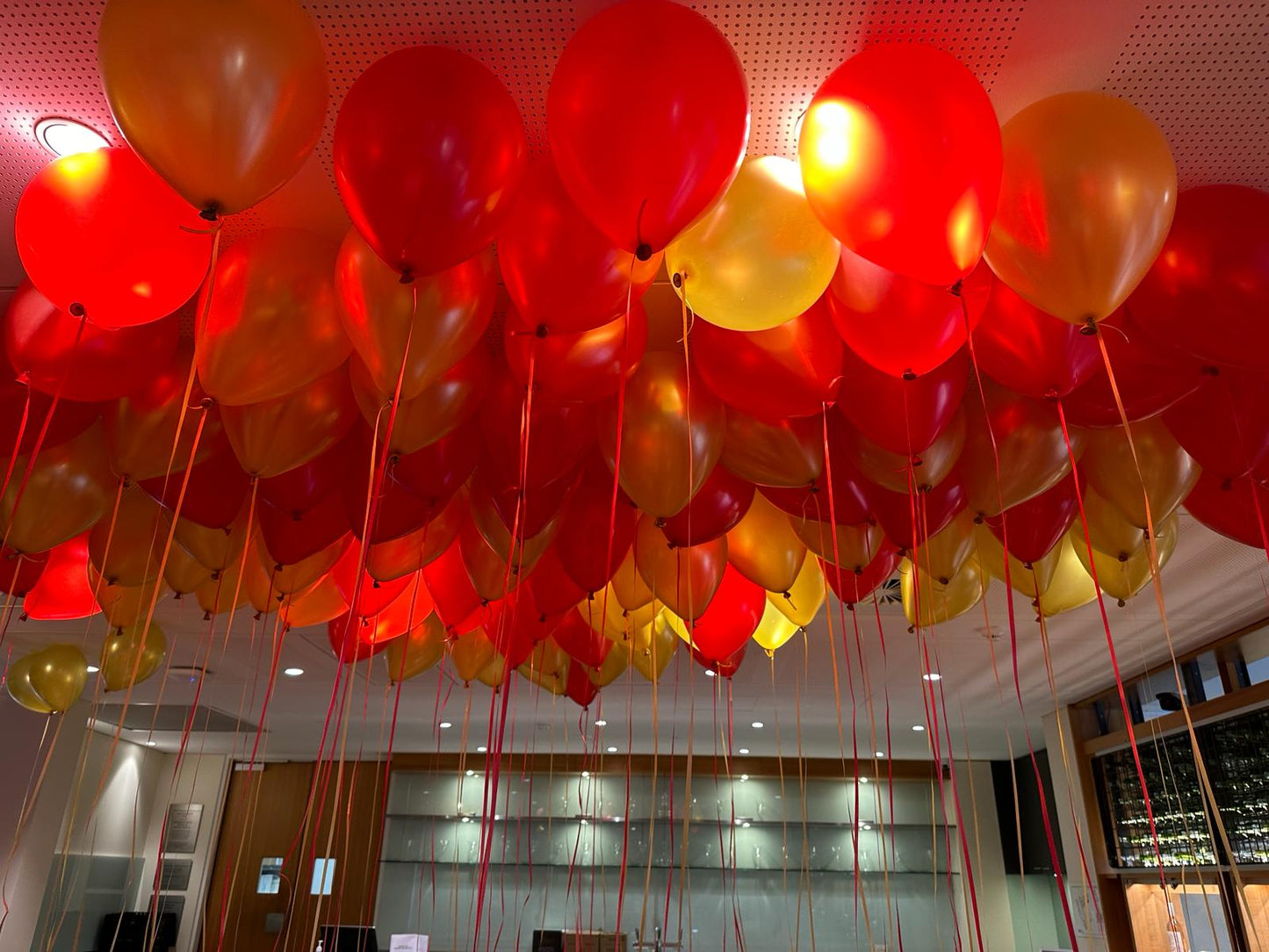 100 x Loose Ceiling Helium Balloon (Float Time 12 Hours)