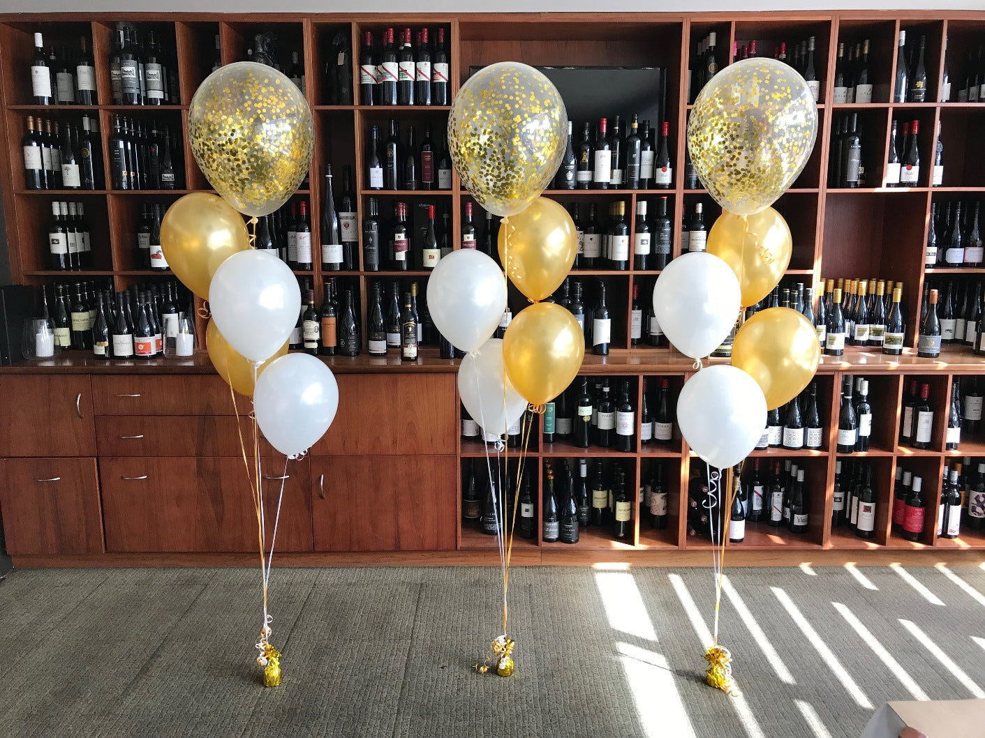 4 Helium Balloons Bouquet with 16 Inch Confetti Balloon