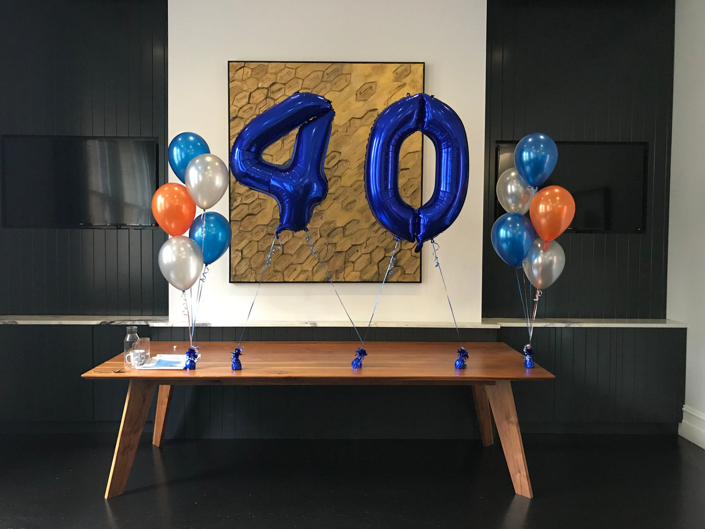 86cm Megaloon Numbers with 2 Bunch of 5 Helium Balloons Bouquet