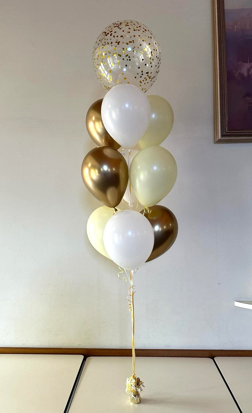 9 Helium Balloons Bouquet with 16 Inch Confetti Balloon